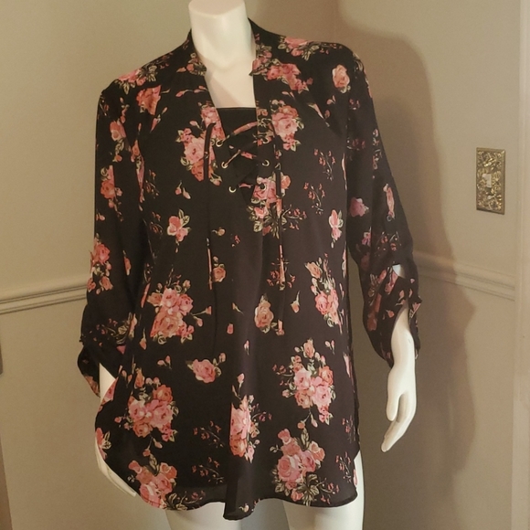 Justify Rose Peasant Blouse, size 3x - Picture 1 of 4